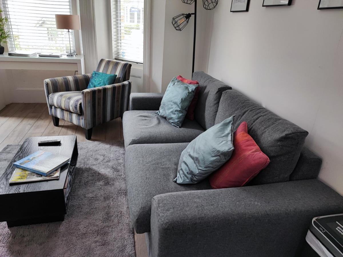 Stylish Apartment In Victorian Conversion Free Parking & Private Patio Close To Beach Town Centre & Bic Bournemouth Luaran gambar